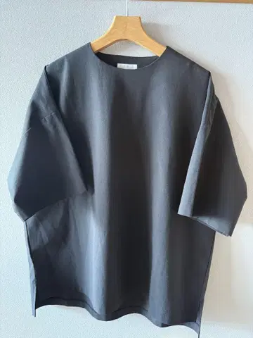 mnmm MINIMALIST SHIRT SS / BLACK