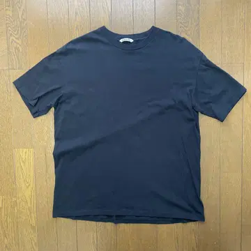 AURALEE SEAMLESS CREW NECK TEE