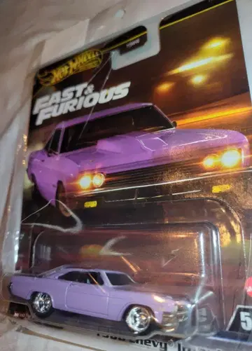 Hot Wheels 1966 Chevy Impala