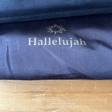 Hallelujah 다크 블루 숄더백 미사용