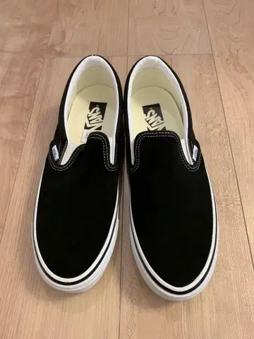 정가 이하 VANS PREMIUM CLASSIC SLIP-ON 98