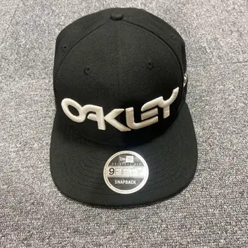Oakley 9FIFTY 스냅백 캡 블랙