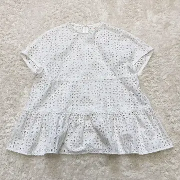 23SS Ballsey 서클 플라워 자수 티어드 블라우스 화이트