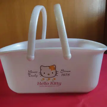 산리오 Hello Kitty 바스켓 손잡이 부착!
