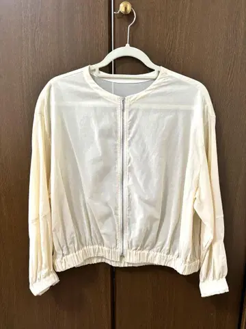 노칼라 재킷