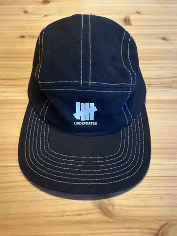 undefeated 캡 언디퓨티드