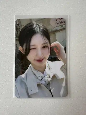 IVE MINIVE POPUP 허그 백 트레이딩 카드 가을