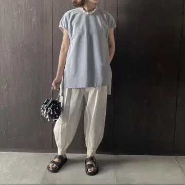 lohen 로헨 트리코 피케 개더 슬리브 블라우스