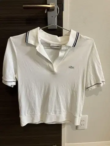 Lacoste 화이트 반팔 피케 셔츠 38 사이즈