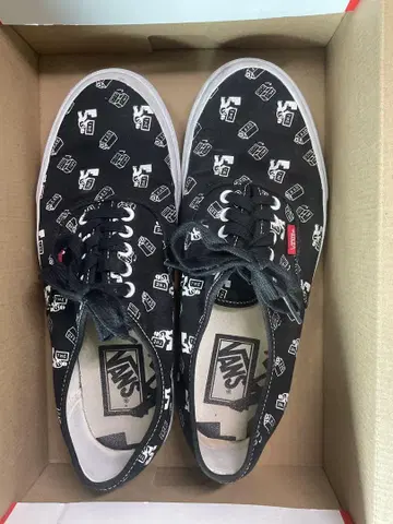 Vans off the wall 샘플