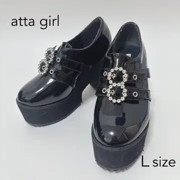 [미사용급] attagirl 블랙 비쥬 장식 통굽 로퍼 지뢰계 에나멜