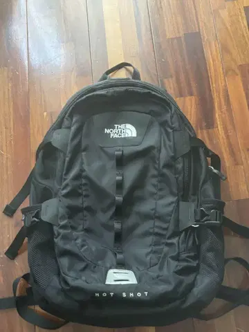 THE NORTH FACE HOT SHOT
