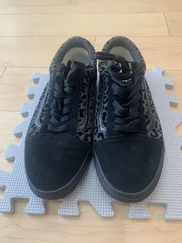 반스 vans 올드스쿨 레오파드 무늬 스니커즈 블랙