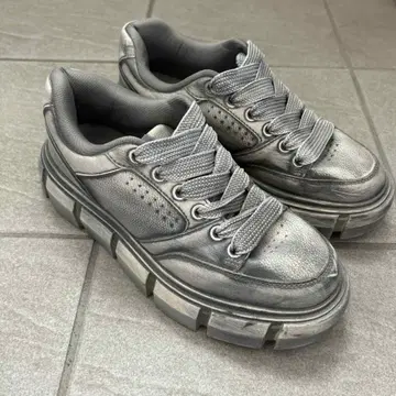 [새상품급] ZARA 27cm 청키솔 스니커즈 통굽 빈티지 가공