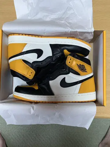 air jordan1 high taxi