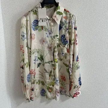ZARA 꽃무늬 긴팔 셔츠 S 사이즈
