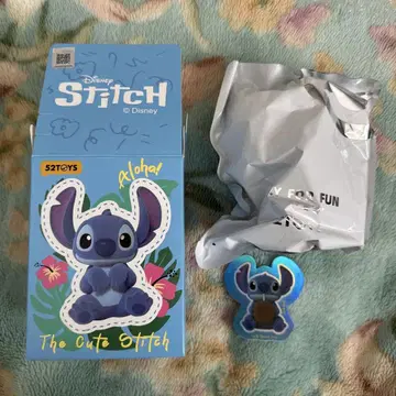 52TOYS의 큐트한 스티치 피규어