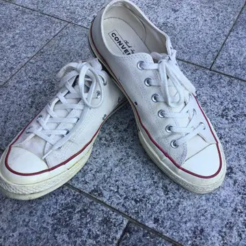 CONVERSE Chuck Taylor