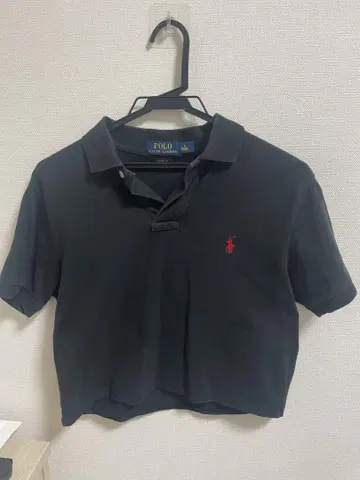 POLO 블랙 반팔 피케 셔츠 (기장 짧음)
