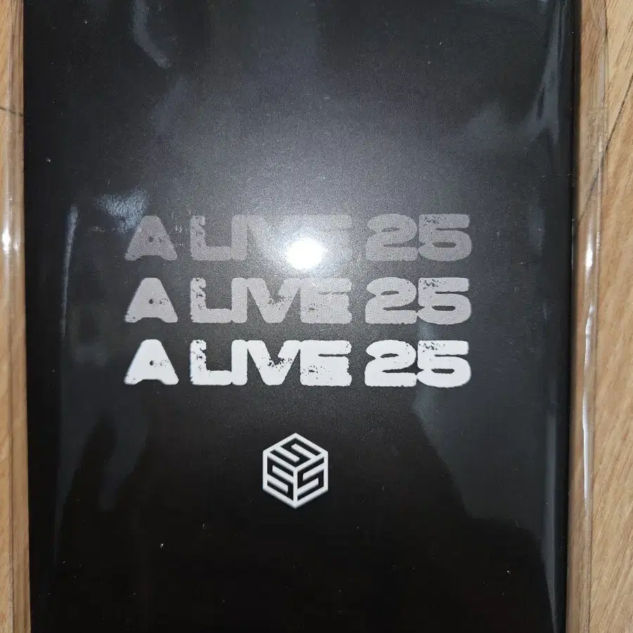 tripleS ユヨン objekt ポストカード キーリング ALIVE25 triples Alive 25 only Object on Bunjang Global Site.