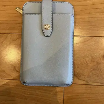MK 스마트폰 숄더백 라이트 블루