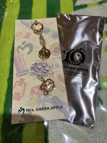 Mrs. GREEN APPLE 10주년 키링 케세라