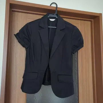블랙 자켓 숏 슬리브