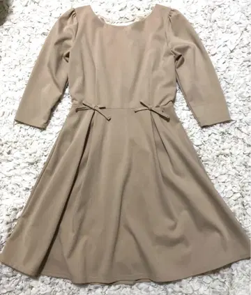 tocco closet 토코 클로젯 원피스 베이지 7부 소매