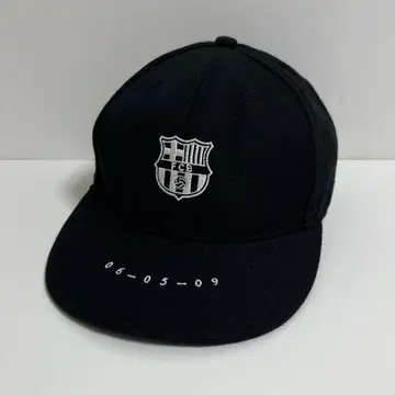 FC 바르셀로나 이니에스타 은퇴 기념 야구 모자