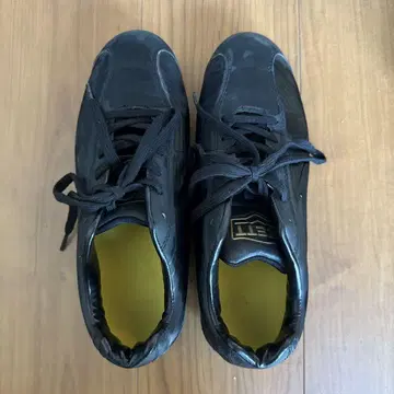야구 스파이크 25.5 cm