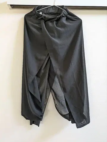 블랙 사루엘 팬츠 랩 스타일