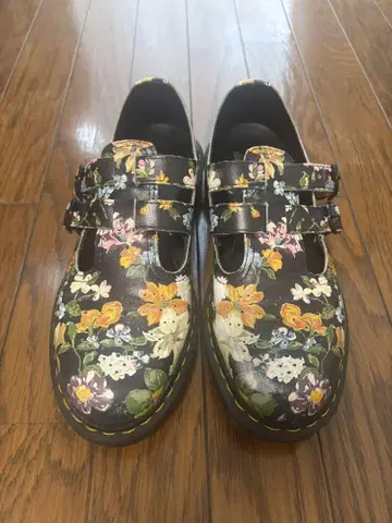 Dr. Martens 메리 제인 플라워 무늬 26.0cm