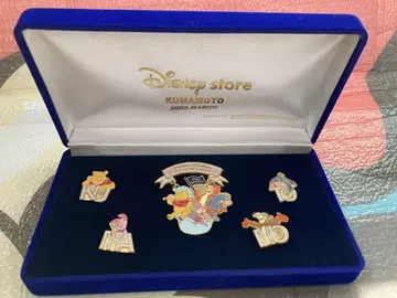 귀중한 Disney Store 구마모토 핀 배지 세트 2002년