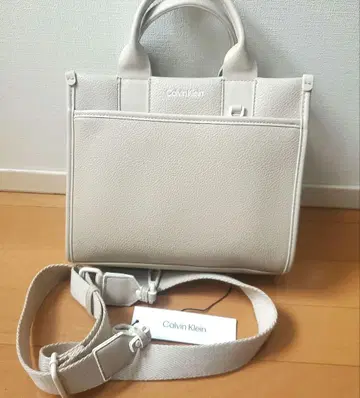 Calvin Klein 숄더백 베이지 약 30cm