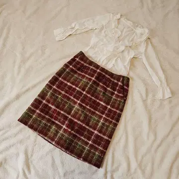 AURAA SHLEY 빨간색과 그린 체크 무늬 스커트 UK10