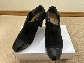 블랙 부츠 24cm EE