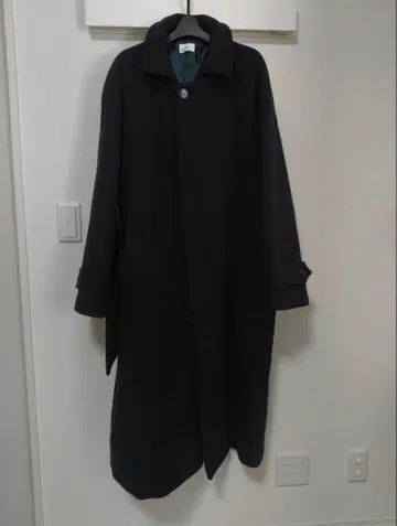 Apartment Thime 다크 네이비 체스터 코트
