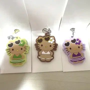 햇볕에 탄 키티 러버 스트랩 참