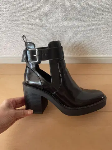 ZARA 통굽 부츠 블랙 EU36 새상품급 1회 사용
