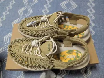 KEEN 샌들 25cm