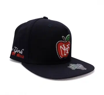 TWNTY TWO NY 애플 로고