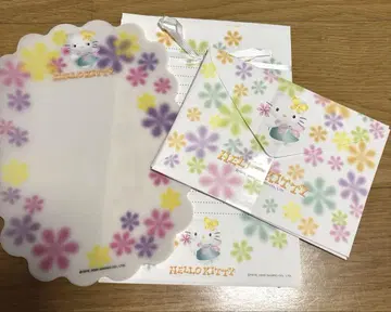HELLO KITTY 편지지와 봉투 세트