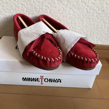 MINNETONKA Cherry Red 사이즈 5 미네통카 22