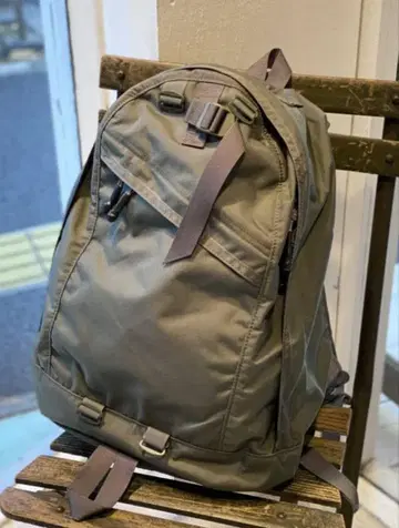 GREGORY x BEAMS BOY