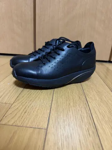 MBT 블랙 캐주얼 슈즈