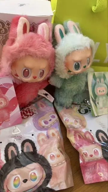 라부부 빨간색