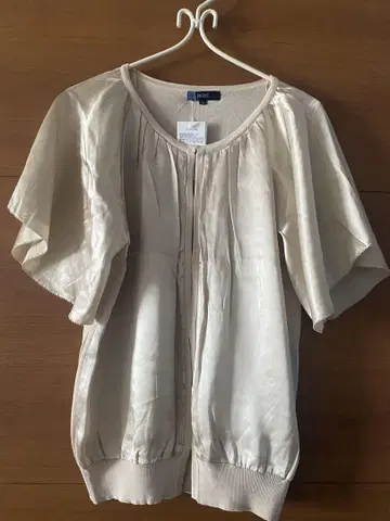 ROPE 베이지 상의 M