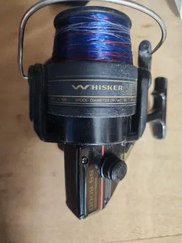 HISKER 낚시릴