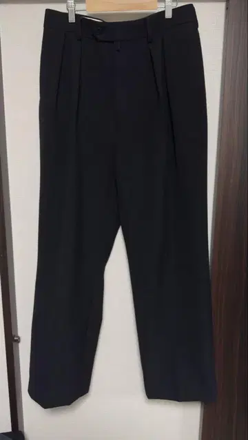 가격 인하 NEAT 와이드 슬랙스 BLACK 46