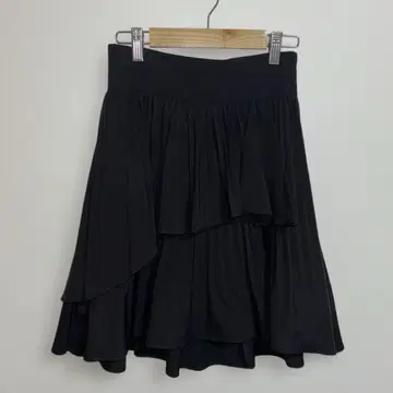 스나이델 플리츠 디어드 미니 스커트 새상품급 블랙